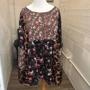 ODDY Flowy Floral and Leopard Print Women's Top‎ Size 3X
